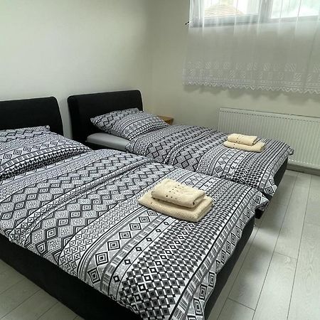 Rumako Apartments Praag Buitenkant foto